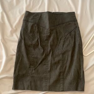 Grey stretchy pencil skirt